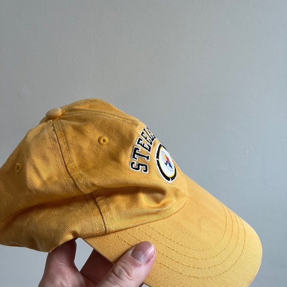 Pittsburgh Steelers Yellow Adjustable Hat - Picture 2 of 6